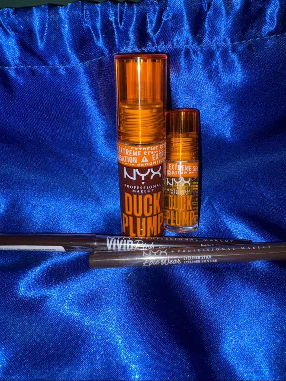 NYX Duck Pump & Eye Liner Set